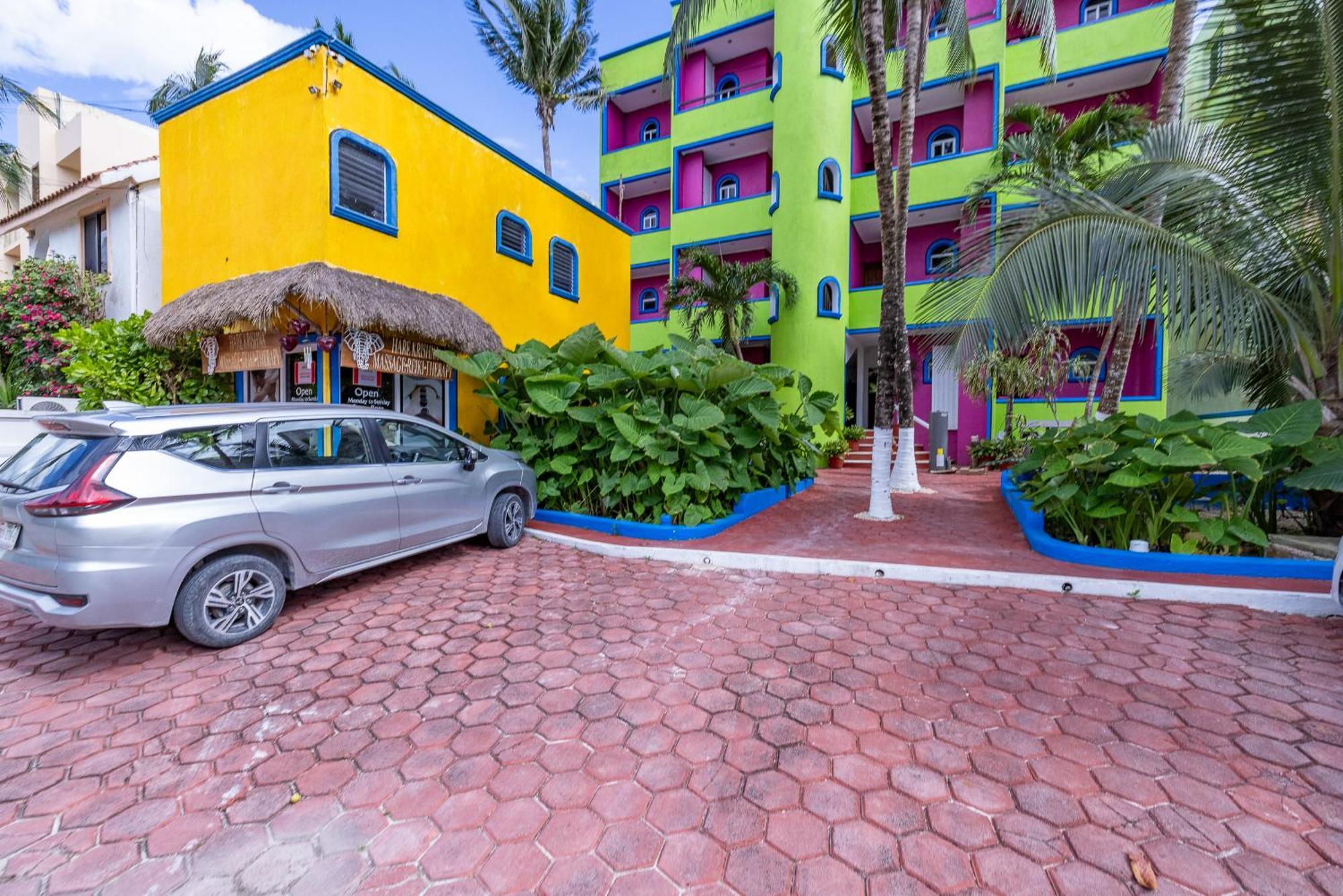 אקומל Del Sol Beachfront מראה חיצוני תמונה
