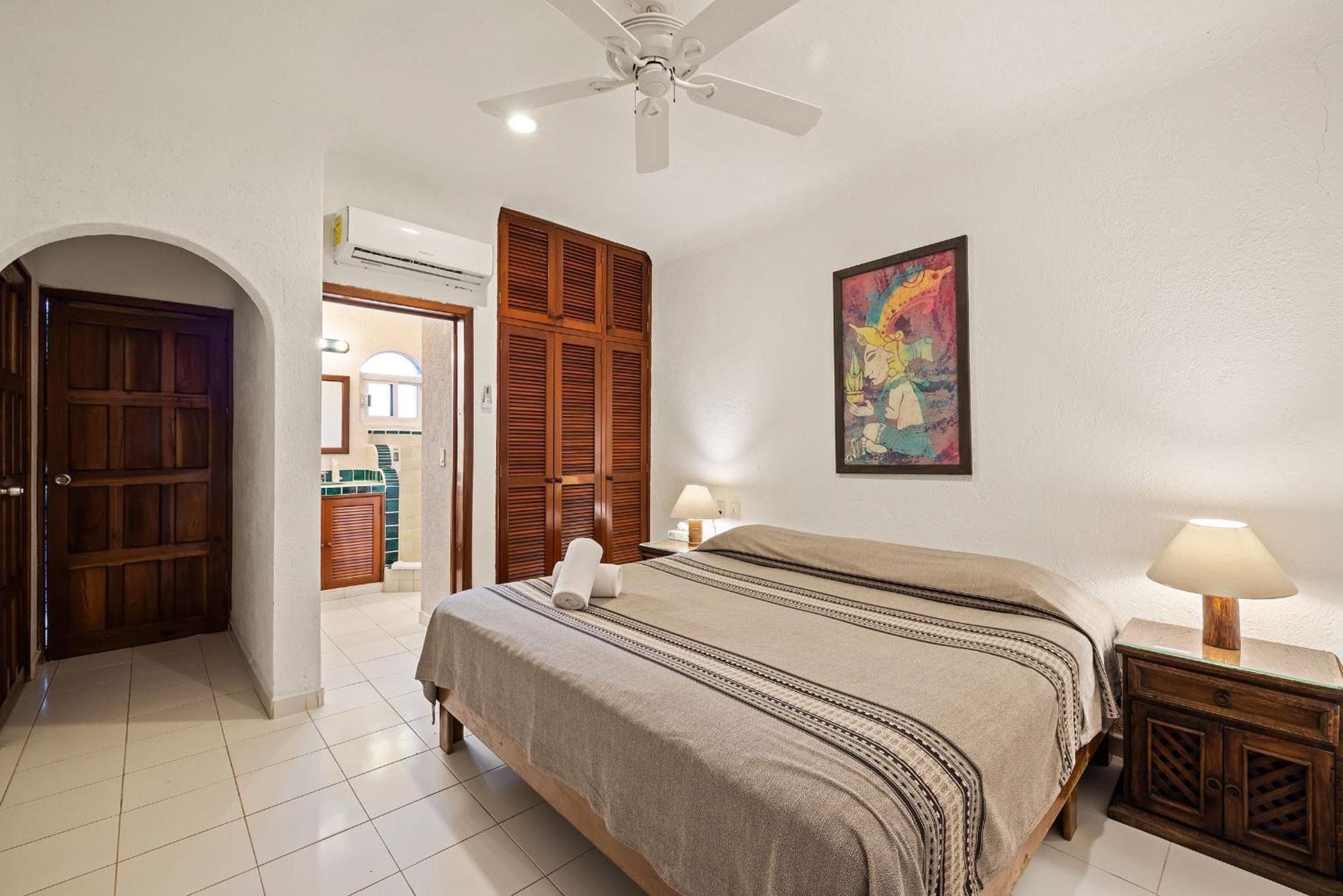 אקומל Del Sol Beachfront מראה חיצוני תמונה