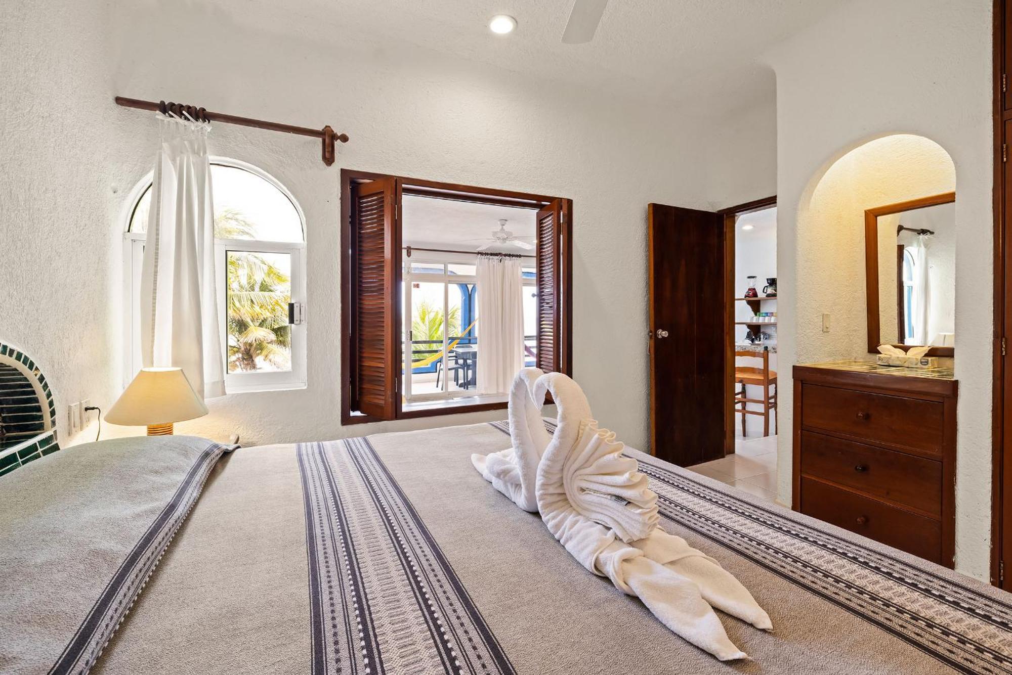 אקומל Del Sol Beachfront מראה חיצוני תמונה